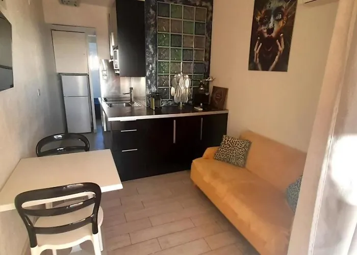 357, Port Nature Colline 3 Au Village Naturiste